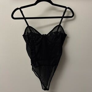 Charlotte Russe Bodysuit Size L Color Black